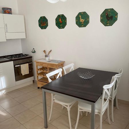 Oleander House Apartments 토리델베나코 외부 사진